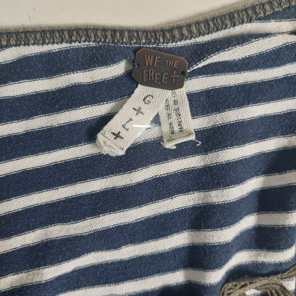 We the Free Blue White Strip Top Size L Distressed Hem Embroidered Pull Over - Picture 3 of 9